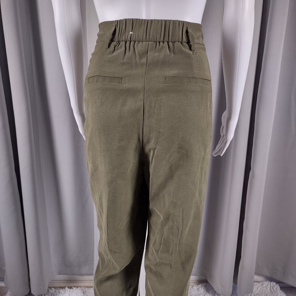 A New Day Women's Lightweight Elastic Waist Olive Green Chino Pants Sz 10R (NWT) - Picture 4 of 12